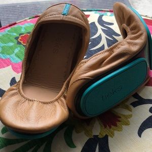 Camel Color Tieks